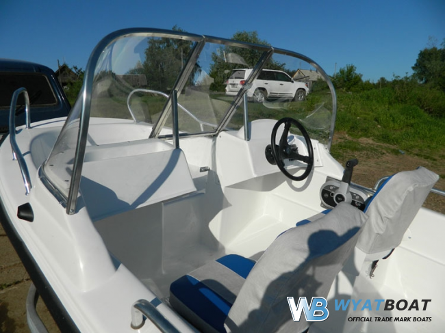 Wyatboat-430DC (тримаран)